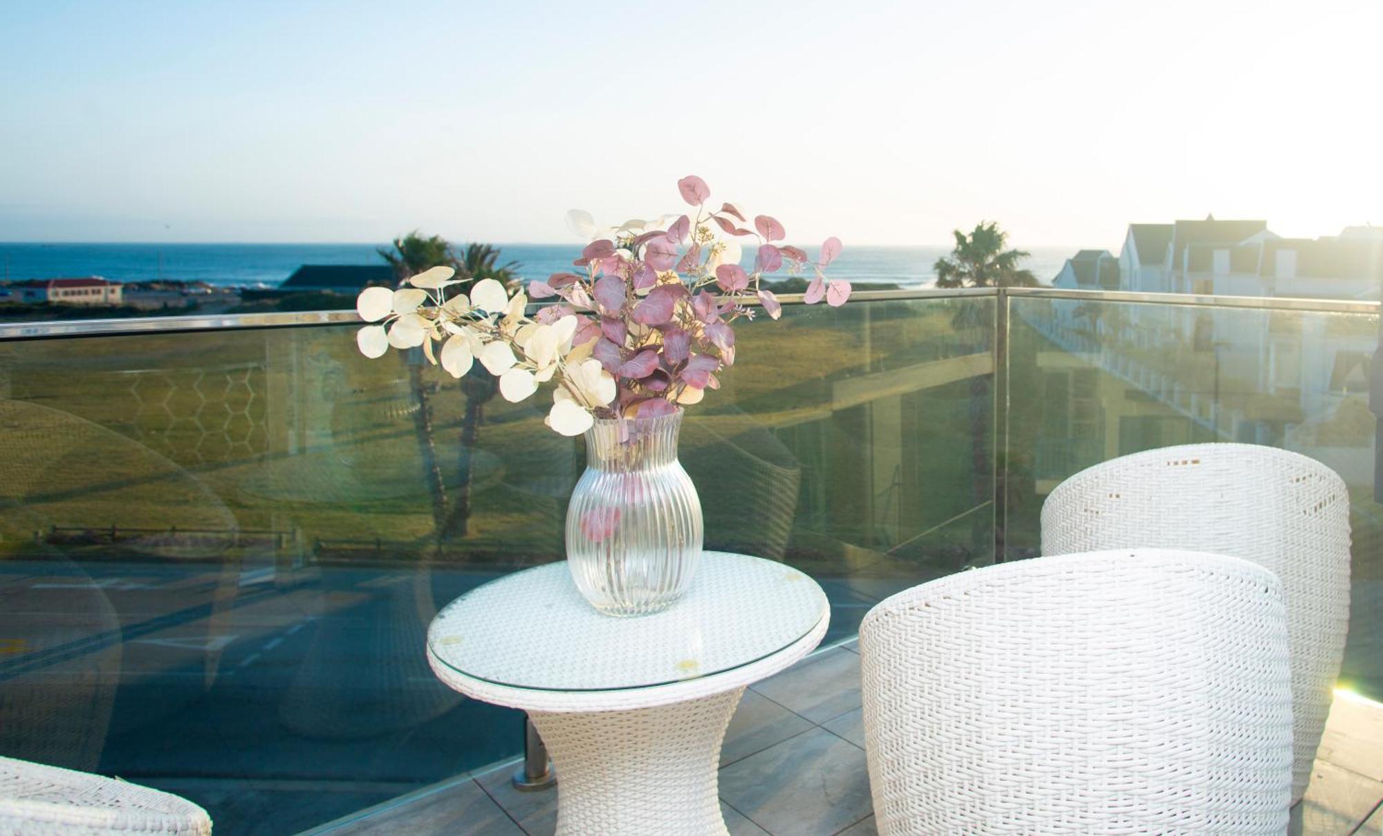 Dolphin Bay Boutique Hotel And Spa Port Elizabeth Exterior photo